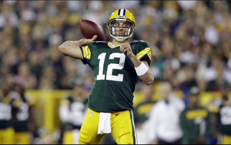 El experimentado marsical de campo de Empacadores de Green Bay, Aaron Rodgers, se dijo emocionado de poder entrenar y ayudar a quien podría ser el heredero de sus glorias, Jordan Love. AP / ARCHIVO