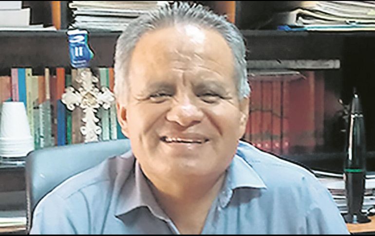 José Esteban Cortés Torres fue ingresado a un hospital del ISSSTE por síntomas como dificultad para respirar y fiebre. ESPECIAL