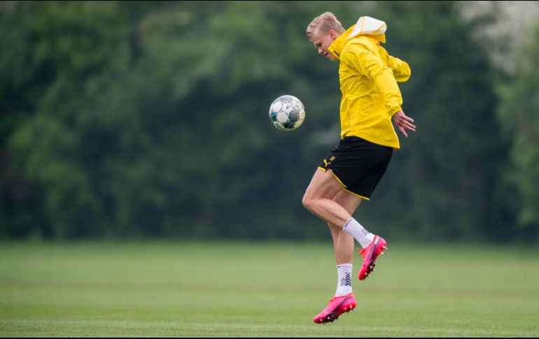 El delantero noruego del Borussia Dortmund, Herling Haaland, ha sido uno de los mejores de la Liga. TWITTER/@bvb