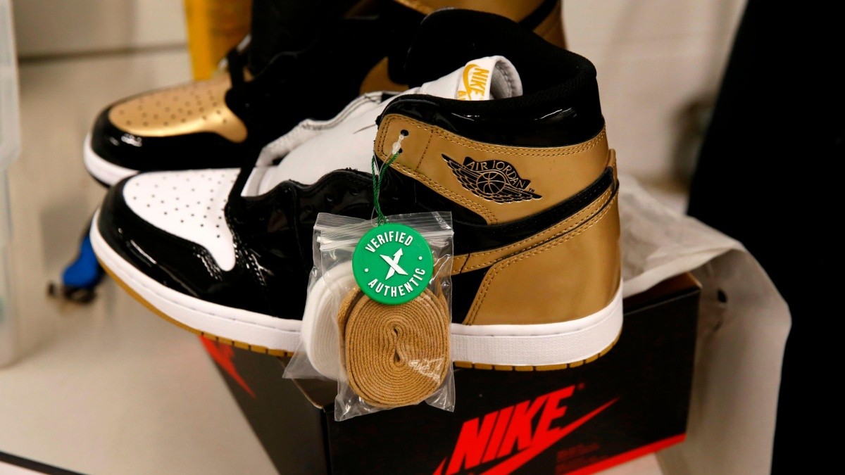 Tras Exito De El Ultimo Baile Se Dispara El Valor De Objetos De