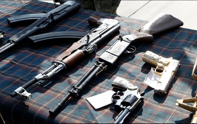 El Ejército de Colombia es acusado, entre otras cosas, de la venta de armamento a bandas de narcotraficantes y disidencias de las Fuerzas Armadas Revolucionarias de Colombia. ARCHIVO