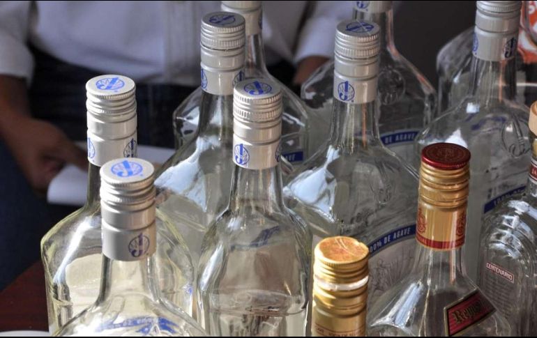 42 personas son las que han perdido la vida por ingerir alcohol adulterado con metanol. ESPECIAL