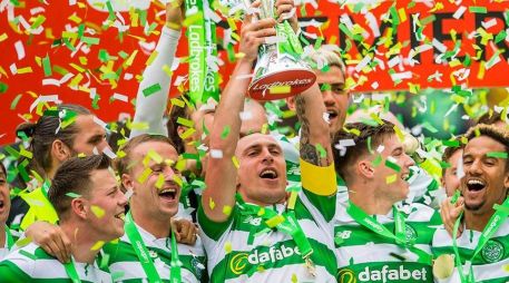 El Celtic es campeón por novena vez consecutiva, por lo que iguala un récord del Glasgow Rangers (1989-1997). FACEBOOK / Celtic FC