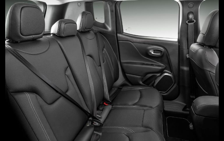 Así es el nuevo Jeep Renegade Latitude Night Eagle 2020