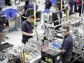 Por sector económico en este periodo, las industrias manufactureras concentraron el 60.9 por ciento. EFE / ARCHIVO