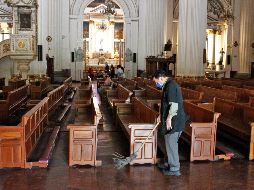 El protocolo también pide que no se permita a más de tres personas en cada banca. EL INFORMADOR / A. Camacho