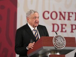 López Obrador señala que lo mejor para que no haya desigualdad en México, es que el gobierno ayude. NTX / G. Durán