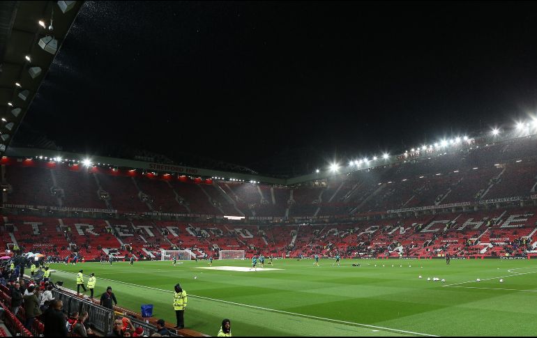 ''Queremos animarles a que mantengan su respaldo leal desde la comodidad y seguridad de sus casas'', dice el equipo. TWITTER / @ManUtd