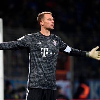 Manuel Neuer renueva con el Bayern hasta 2023