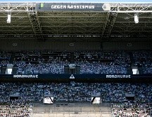 ''Es una linda operación, que crea una ambiente en el estadio'', destacó el director deportivo del equipo, Max Eberl, ''al mismo tiempo es un recordatorio que el futbol sin aficionados no es lo mismo''. AFP