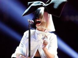 Sia confesó que los jóvenes estaban llegando a una edad en la que el sistema de protección ya no podía hacerse cargo de ellos. INSTAGRAM / siamusic