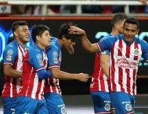 A través de un comunicado oficial, Chivas ha informado que hasta la tarde de este jueves en el plantel no existen contagios de coronavirus, luego de que se dieran a conocer los resultados de 19 de 25 pruebas realizadas.  INSTAGRAM / @Chivas