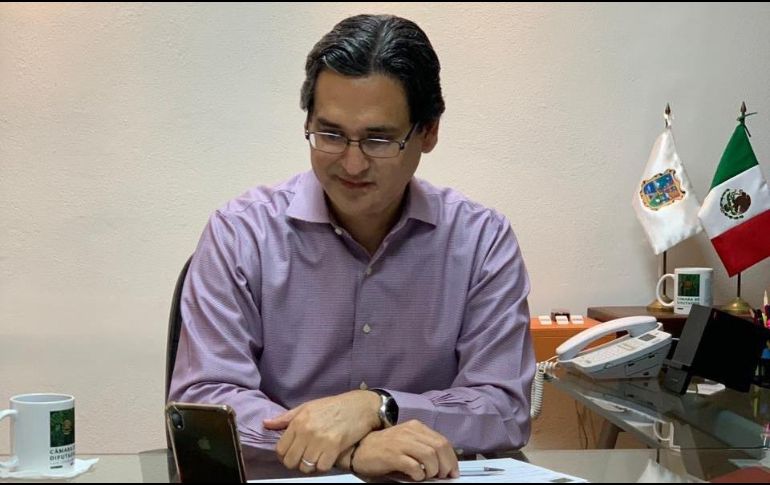 Erasmo González Robledo, legislador de Morena: 