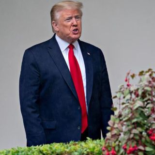 Trump autoriza a las iglesias a reabrir sus puertas "ahora mismo"