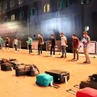 Mitad de tripulantes de crucero en Puerto Vallarta ya fueron repatriados