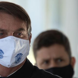 Grabación de una reunión ministerial expone a Bolsonaro