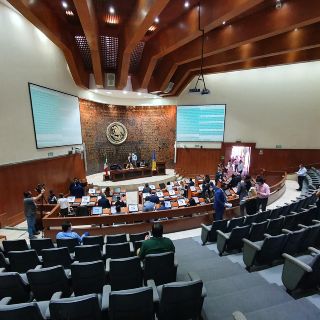 Sin obras claras, Congreso avala deuda copeteada
