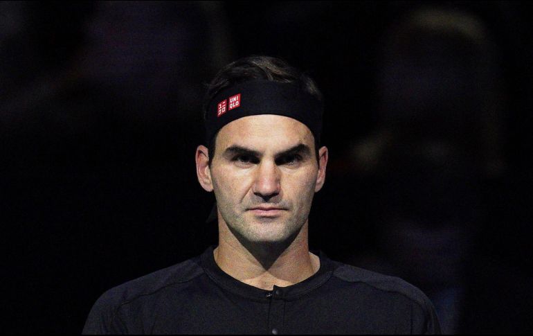 El tenista suizo y leyenda activa del deporte blanco, Roger Federer, confesó que por ahora no está entrenando, debido a que no ve un motivo para hacerlo, en medio de la coyuntura de la pandemia del COVID-19. EFE / ARCHIVO