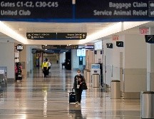 La nueva disposición busca que quienes han estado en Brasil no se conviertan en una fuente de infecciones adicionales en EU. AP/D. Phillip