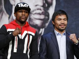El boxeador filipino Manny Pacquiao considera que el estadunidense Floyd Mayweather le tiene envidia, ya que a pesar de ser senador en su país, aún se mantiene activo y con un título mundial. AP / ARCHIVO