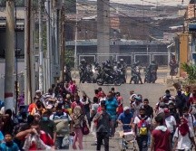 Un grupo de militares bloquea el paso a comerciantes en los accesos del mercado 