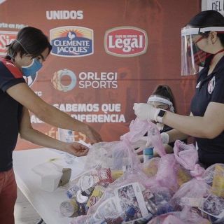 Atlas y Orlegi reconocen a trabajadores del Estadio Jalisco