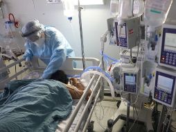 El ala norte del tercer piso del Hospital Juárez es un microcosmos en la lucha contra la enfermedad. EFE/S. Gutiérrez