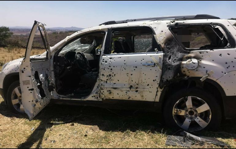 El vehículo es encontrado durante un recorrido de vigilancia en los alrededores de un rancho ubicado en el poblado de San José de Gracia. ESPECIAL