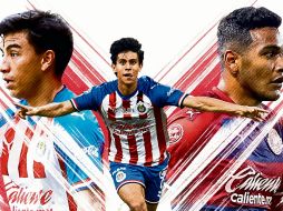 Fernando Beltrán, José Juan Macías y Gilberto Sepúlveda, tres futbolistas formados por Chivas. EL INFORMADOR/E. Victoria