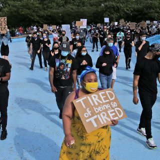 Decretan el toque de queda en 25 ciudades de EU por disturbios