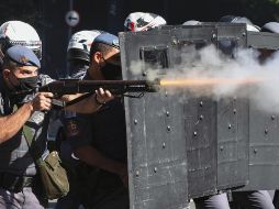 DISPERSIÓN. La Policía disolvió las manifestaciones. AP
