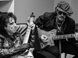 Depp y Cooper son compañeros en la banda de rock Hollywood Vampires. @alicecooper