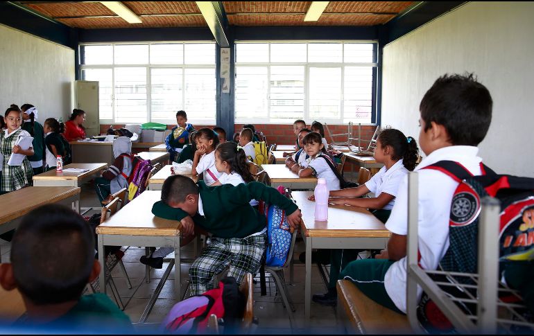 El secretario de Educación Pública ha señalado que los estudiantes regresarán a los salones de clases hasta que haya semáforo verde. EL INFORMADOR / ARCHIVO