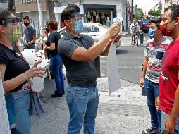 Se implementan filtros sanitarios en las esquinas de la zona de Obregón como medida de prevención contra el coronavirus. EL INFORMADOR/A. Camacho