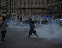 Autoridades prohibieron la manifestación a causa de la emergencia sanitaria por el coronavirus; sin embargo, esto no impidió que la gente saliera a las calles. AP/M. Euler