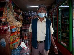 Los beneficiados recibirán diferentes artículos como guantes, mamparas protectoras, artículos de limpieza como gel antibacterial y un tríptico de las actividades a llevarse a cabo. EL INFORMADOR/ARCHIVO