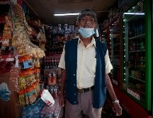 Los beneficiados recibirán diferentes artículos como guantes, mamparas protectoras, artículos de limpieza como gel antibacterial y un tríptico de las actividades a llevarse a cabo. EL INFORMADOR/ARCHIVO