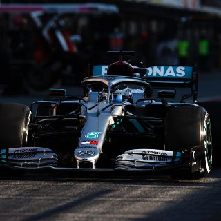 Los pilotos Mercedes de F1 volverán a la pista la próxima semana