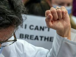 Los servicios serán televisados y tanto en el de Carolina del Norte como en Houston algunas personas que no fueran cercanas a él podrán acudir a presentar sus condolencias a la familia. EFE / EPA / C. Herrera