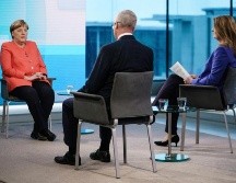 Este jueves, se transmitió una entrevista a Angela Merkel por la cadena televisiva estatal ZDF. EFE/C. Bilan