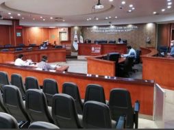 La diputada Montserrat Caballero asegura que uno de los propósitos de esta reforma constitucional es conseguir un ahorro en el presupuesto del estado. TWITTER/@congresobc