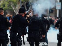 El Ayuntamiento de Guadalajara informó que 26 personas fueron detenidas y consignadas a la Fiscalía estatal. EL INFORMADOR/G. Gallo