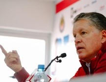 A través de un video en las redes sociales de Chivas, el director deportivo, Ricardo Peláez, negó que jugadores importantes del plantel salgan del equipo para el próximo torneo. EL INFORMADOR / ARCHIVO