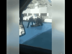 En la grabación de poco más de cuatro minutos, dos hombres narran y documentan con su celular el incidente. TWITTER/@DangerAKOficial