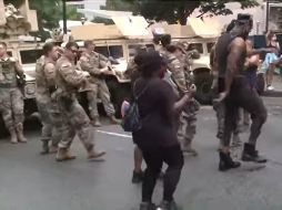 Aunque hubo algunas críticas, varias personas vieron con actitud positiva este baile. ESPECIAL