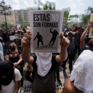 Liberan a 22 jóvenes detenidos tras manifestación del jueves