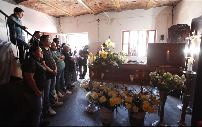 En semanas recientes alrededor de 150 personas perdieron la vida en México por haber consumido alcohol adulterado. EFE/F. Guasco