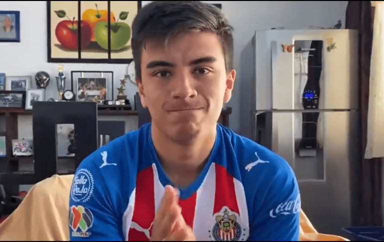 En el primer tiempo, Ormeño y Fernando Beltrán -uno de los gamers fuertes del certamen-, conservaron el empate sin goles. TWITTER / @Chivas
