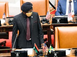 El asambleísta Nic Perry en el debate sobre la nueva legislación. FACEBOOK/RepKarenBas