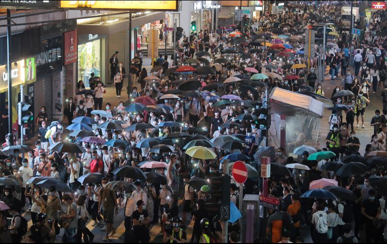 La Policía hongkonesa advirtió hoy de que las concentraciones serían declaradas ilegales por tratarse de asambleas no autorizadas. AP / K. Cheung